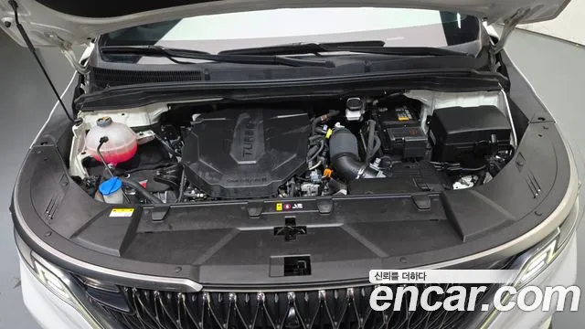 Kia Carnival 2022 thumb 6