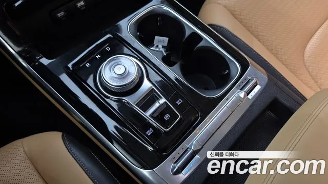 Kia Carnival 2022 thumb 9