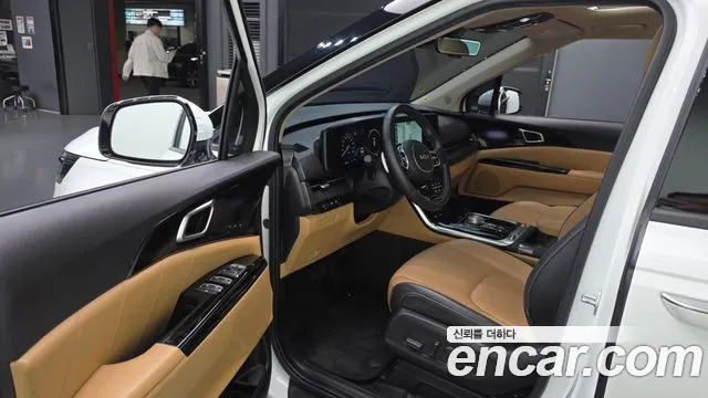 Kia Carnival 2022 thumb 10