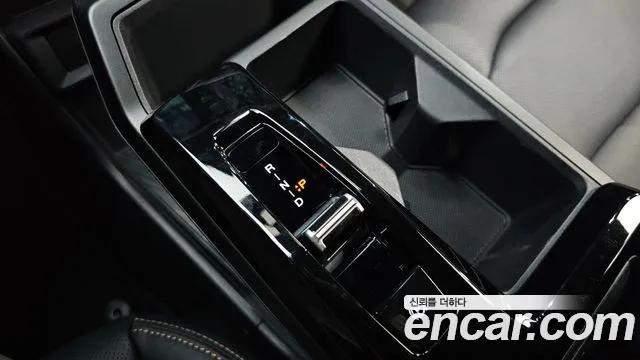 KG_Mobility_Ssangyong Torres 2025 thumb 8