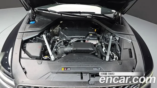 Genesis G80 2022 thumb 6
