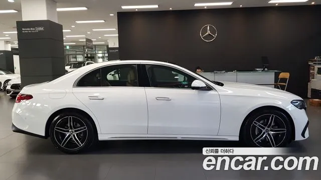 Mercedes-Benz E-Класс 2026 thumb 4
