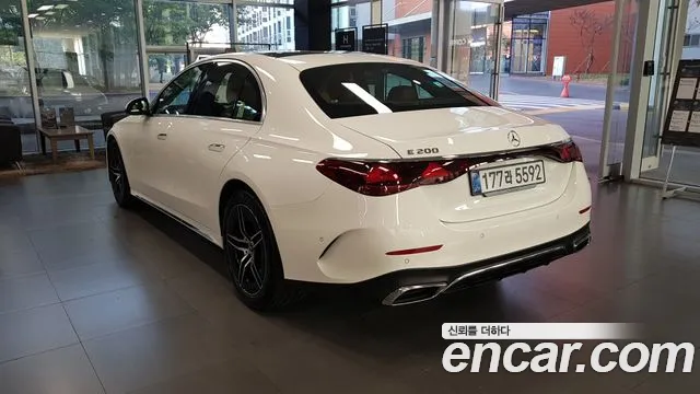 Mercedes-Benz E-Класс 2026 thumb 7
