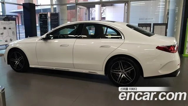 Mercedes-Benz E-Класс 2026 thumb 8
