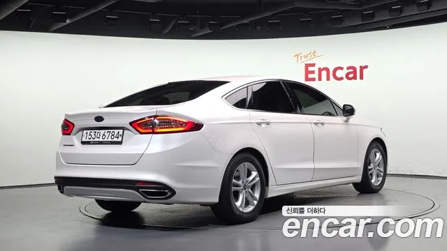 Ford Mondeo 2016 thumb 2