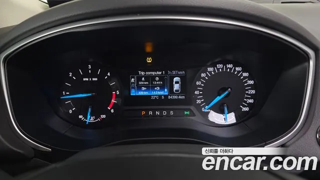 Ford Mondeo 2016 thumb 8