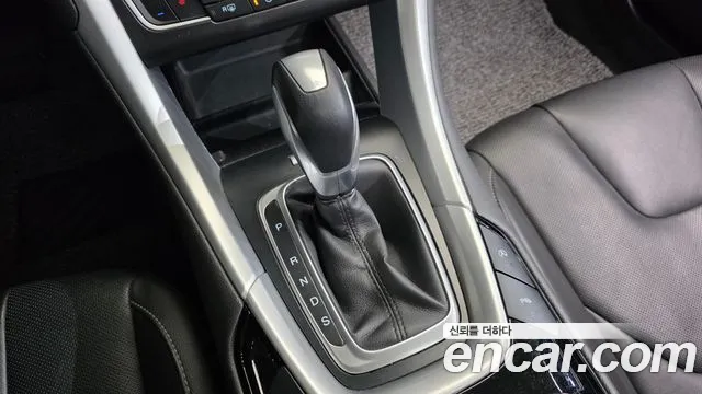 Ford Mondeo 2016 thumb 9