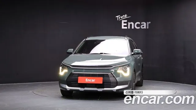 Kia Niro 2022 thumb 2