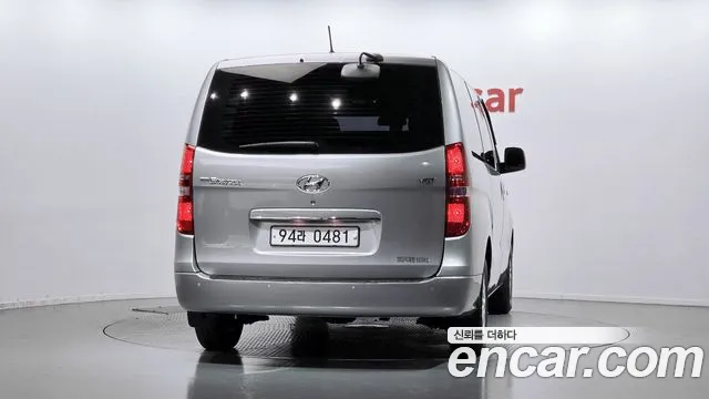 Hyundai Starex 2017 thumb 4