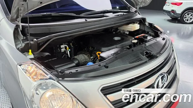 Hyundai Starex 2017 thumb 6