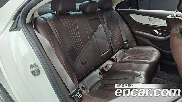Mercedes-Benz CLS-Class 2019 thumb 10