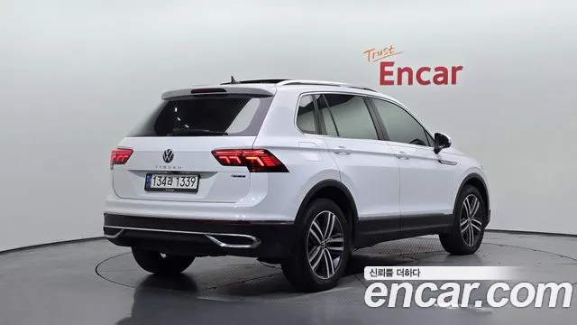 Volkswagen Tiguan 2022 thumb 2