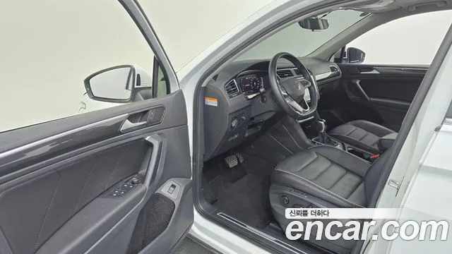 Volkswagen Tiguan 2022 thumb 10