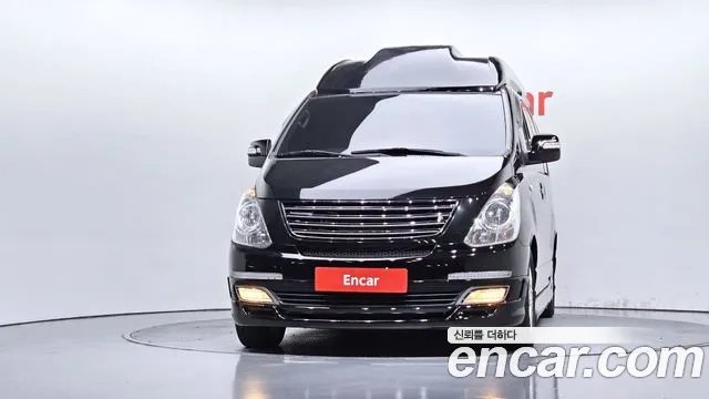 Hyundai Starex 2012 thumb 3