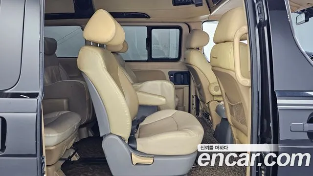 Hyundai Starex 2012 thumb 12