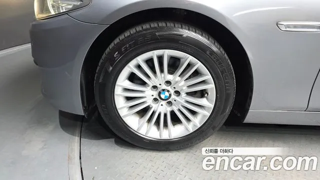 BMW 5-Series 2014 thumb 5