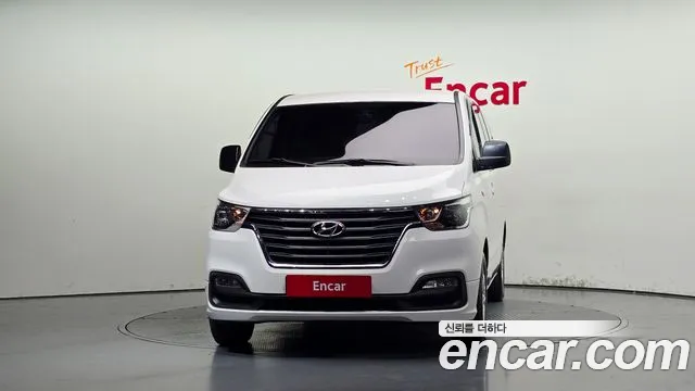 Hyundai Starex 2019 thumb 3