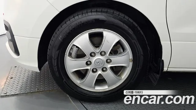 Hyundai Starex 2019 thumb 5