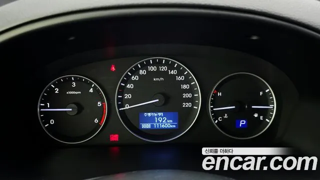 Hyundai Starex 2019 thumb 8