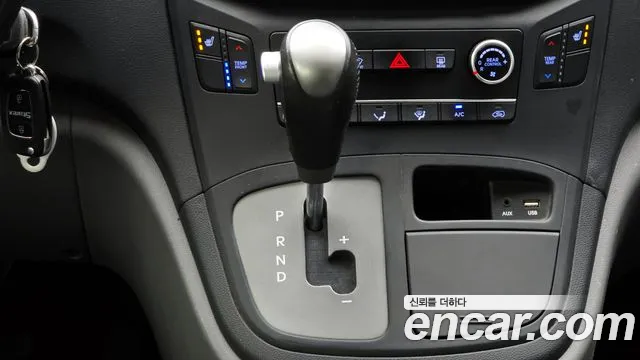 Hyundai Starex 2019 thumb 9