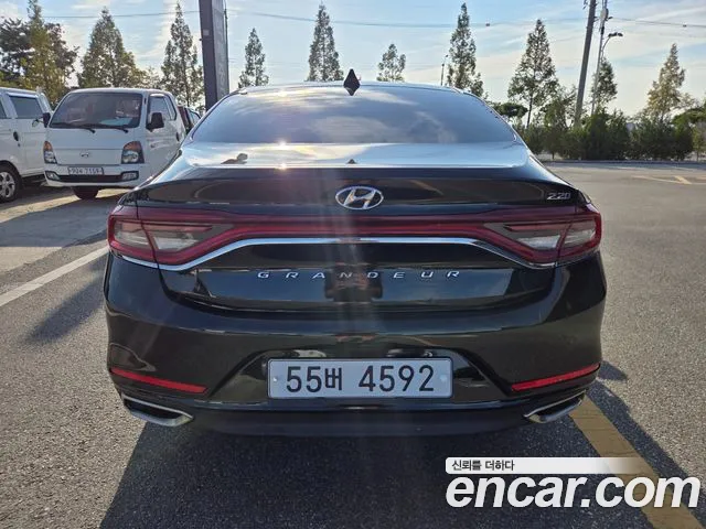 Hyundai Grandeur 2017 thumb 5