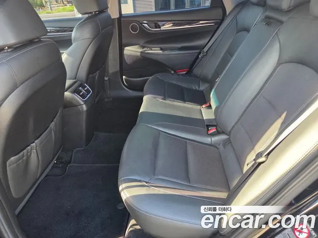 Hyundai Grandeur 2017 thumb 9