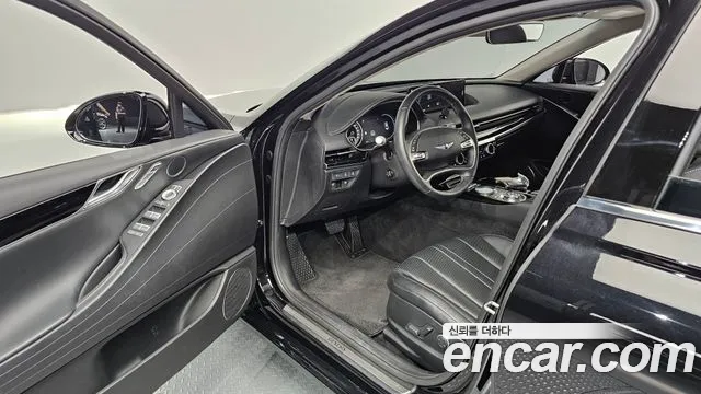 Genesis G80 2022 thumb 9