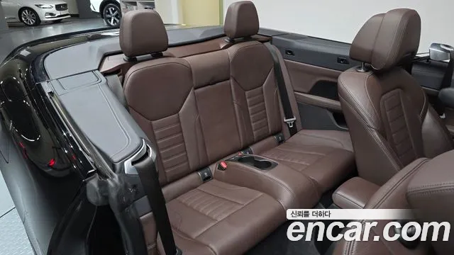 BMW 4-Series 2021 thumb 10