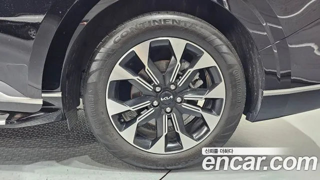 Kia Carnival 2022 thumb 4