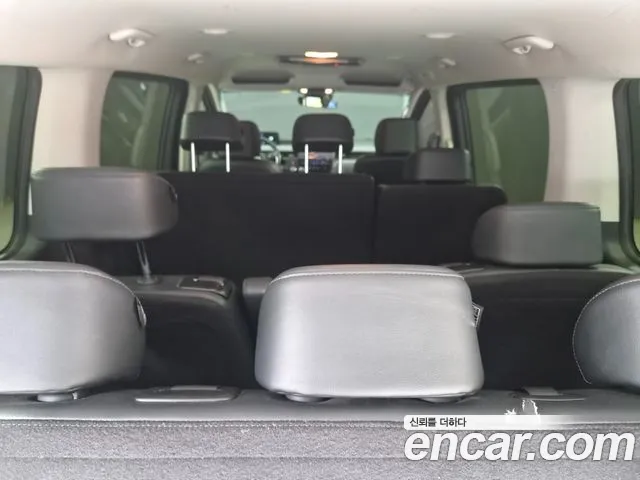 Hyundai Staria 2022 thumb 9