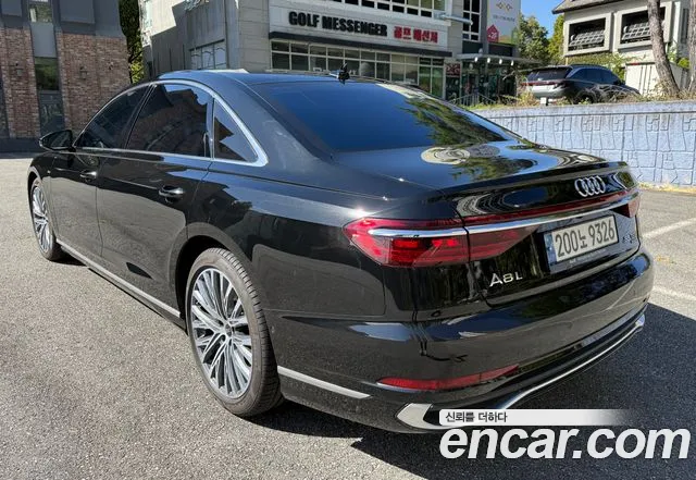 Audi A8 2023 thumb 2