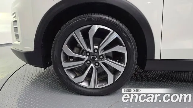 KG_Mobility_Ssangyong TIBOLI 2019 thumb 5