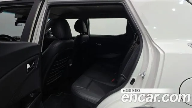 KG_Mobility_Ssangyong TIBOLI 2019 thumb 12