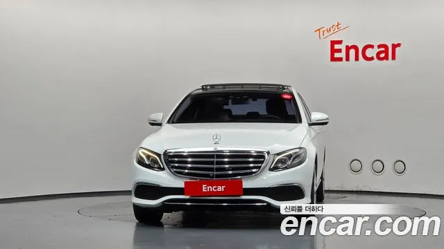 Mercedes-Benz E-Класс 2019 thumb 3