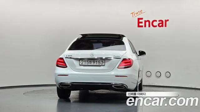 Mercedes-Benz E-Класс 2019 thumb 4