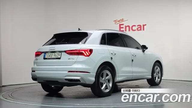 Audi Q3 2020 thumb 2