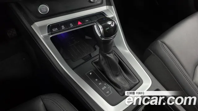 Audi Q3 2020 thumb 9