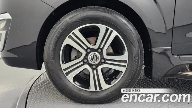 KG_Mobility_Ssangyong KORANDO 2017 thumb 5