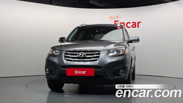 Hyundai Santa Fe 2011 thumb 3