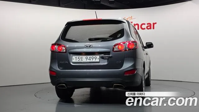 Hyundai Santa Fe 2011 thumb 4