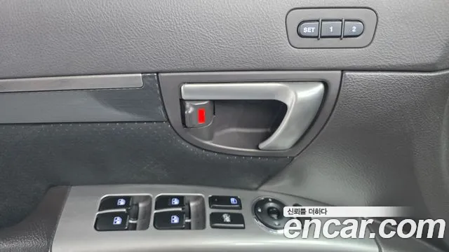 Hyundai Santa Fe 2011 thumb 12