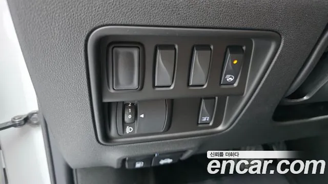 Renault-KoreaSamsung Koleos 2024 thumb 12