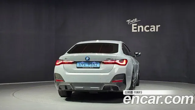 BMW i4 2023 thumb 4