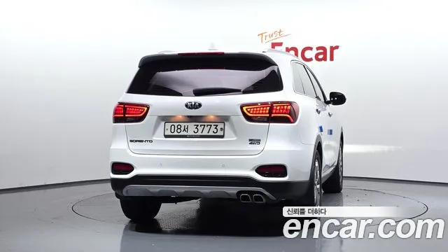 Kia Sorento 2017 thumb 4