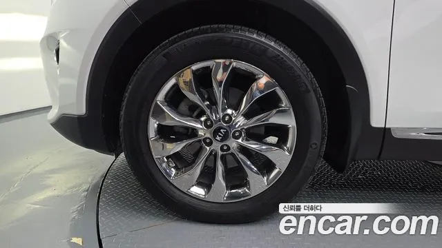 Kia Sorento 2017 thumb 5