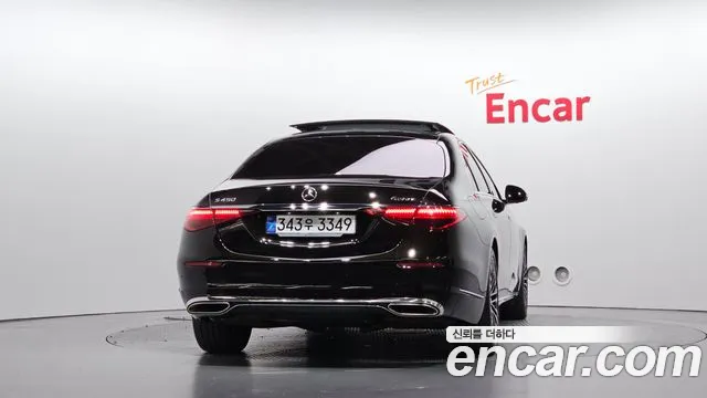 Mercedes-Benz S-Класс 2023 thumb 4