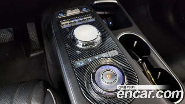 Genesis GV70 2021 thumb 9