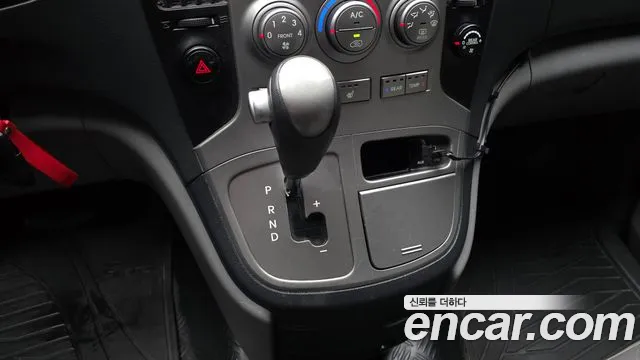 Hyundai Starex 2015 thumb 8