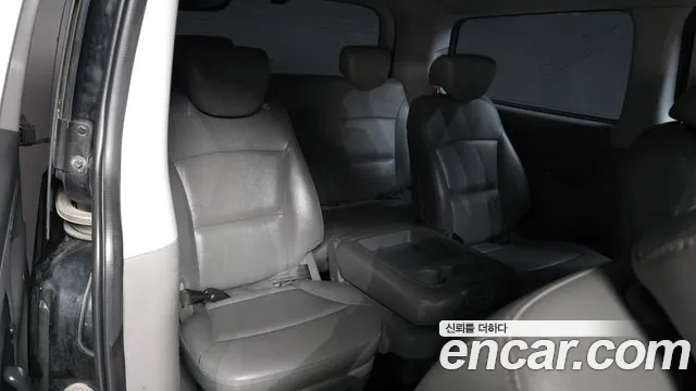 Hyundai Starex 2015 thumb 12