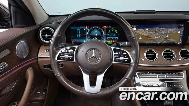 Mercedes-Benz E-Класс 2020 thumb 12